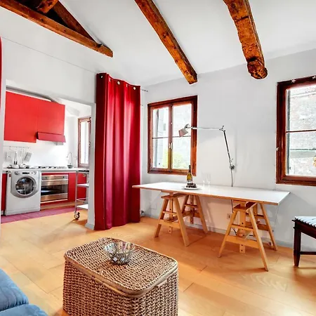 Bragora Smoochy Attic In Appartamento *