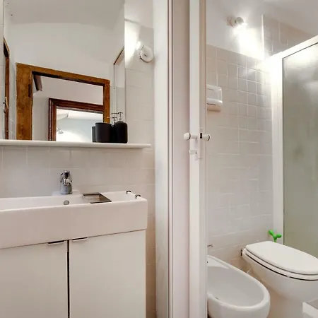 Apartment Bragora Smoochy Attic In
