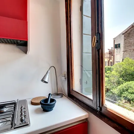 Bragora Smoochy Attic In Appartamento *